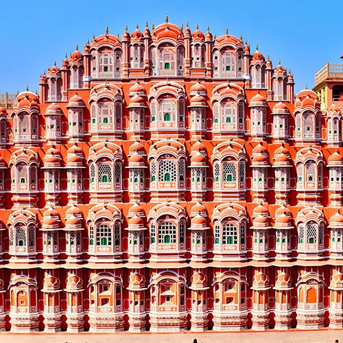 Plan Your Tour Visit to Jaipur City Palace From Kochi Trip from Kochi to Jaipur and experience the magnificent City Palace with an exciting itinerary